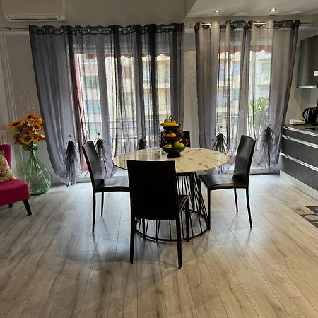 Gorgeous 2 Bedrooms Holiday Apartement ニース エクステリア 写真