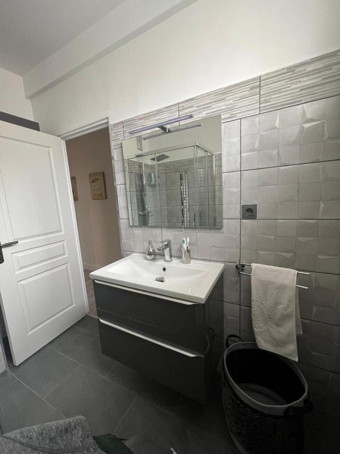 Gorgeous 2 Bedrooms Holiday Apartement ニース エクステリア 写真