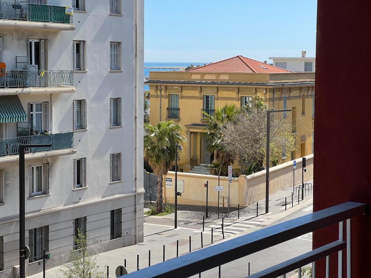 Gorgeous 2 Bedrooms Holiday Apartement ニース エクステリア 写真