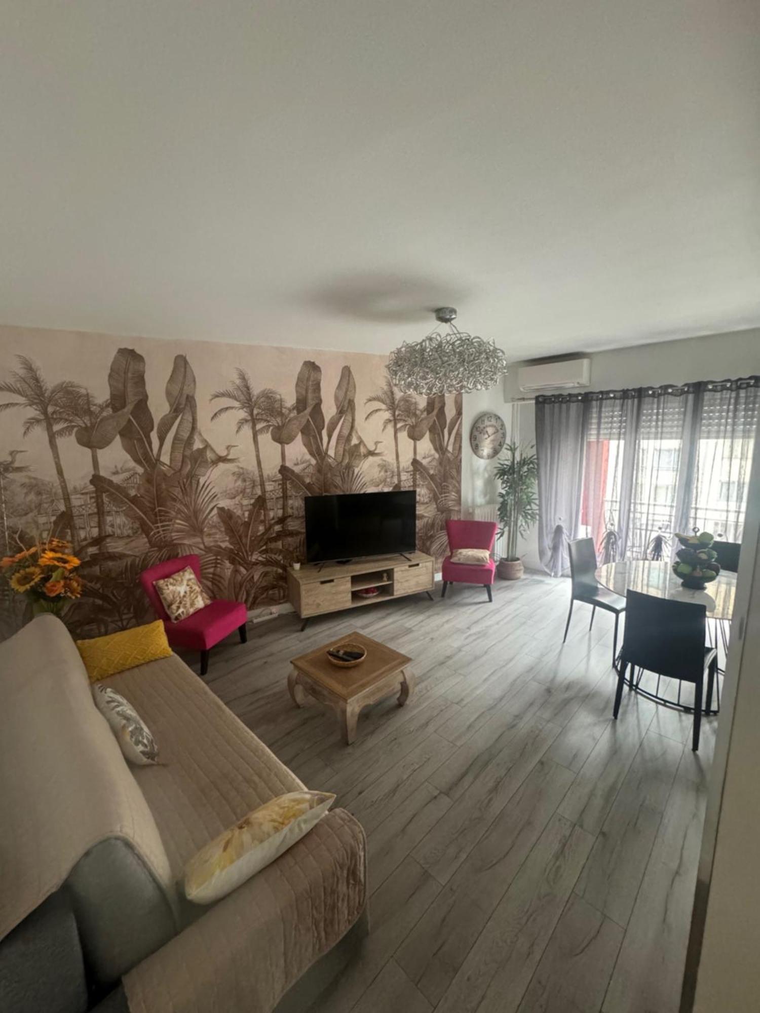Gorgeous 2 Bedrooms Holiday Apartement ニース エクステリア 写真