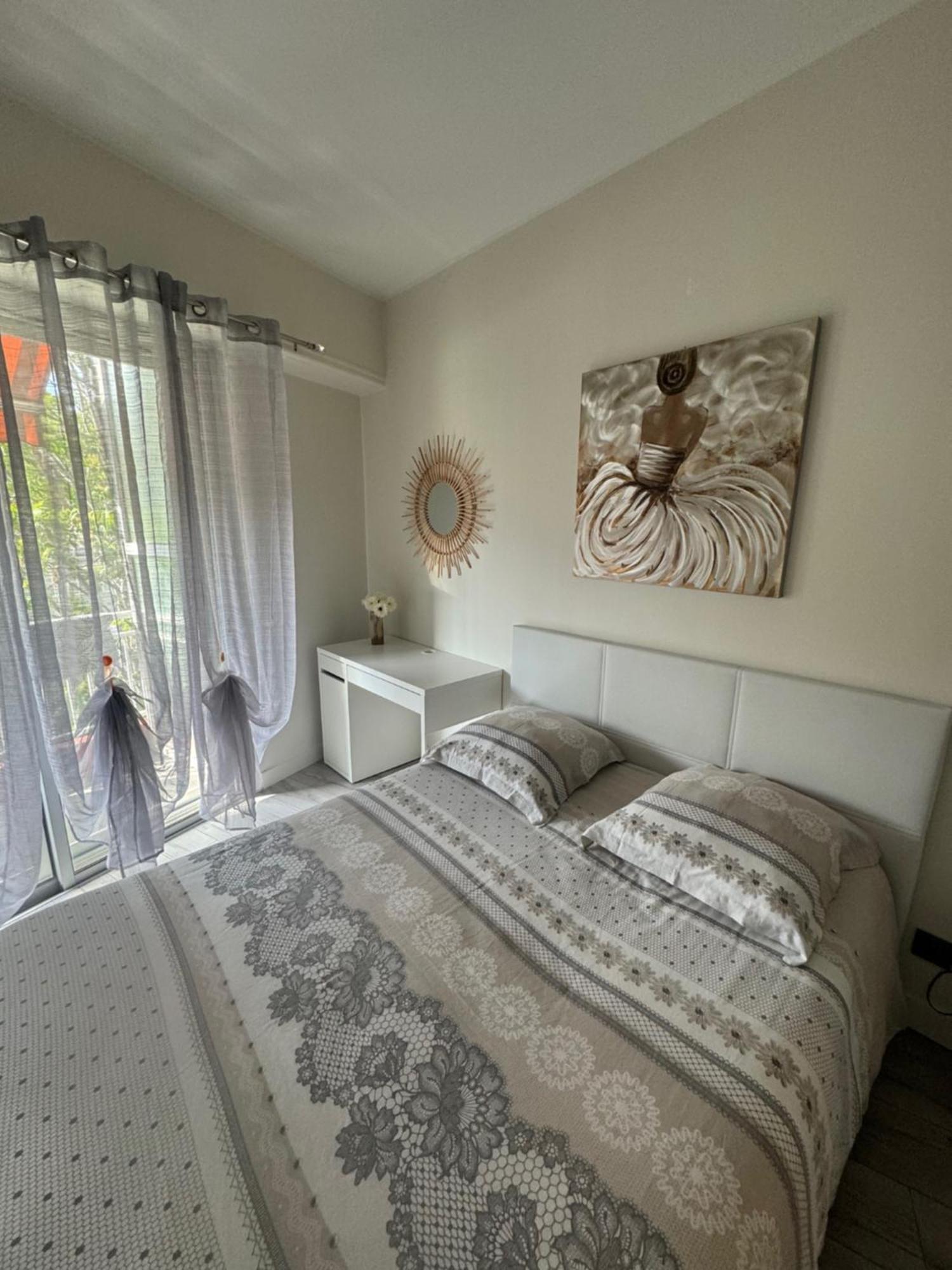 Gorgeous 2 Bedrooms Holiday Apartement ニース エクステリア 写真